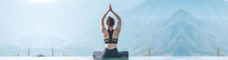 Postures de yoga exercices positions asanas spécial yogi