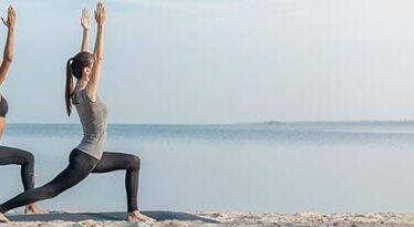 Yoga sur la plage