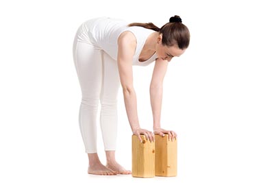 Posture avec briques de yoga