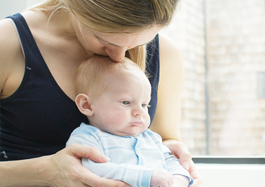 Les bienfaits de faire du yoga avec bébé